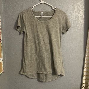 LuLaRoe black and white striped classic tee/ XS